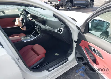 2025 BMW 330I из США, поврежденный, VIN 3MW69CW06S8F38491